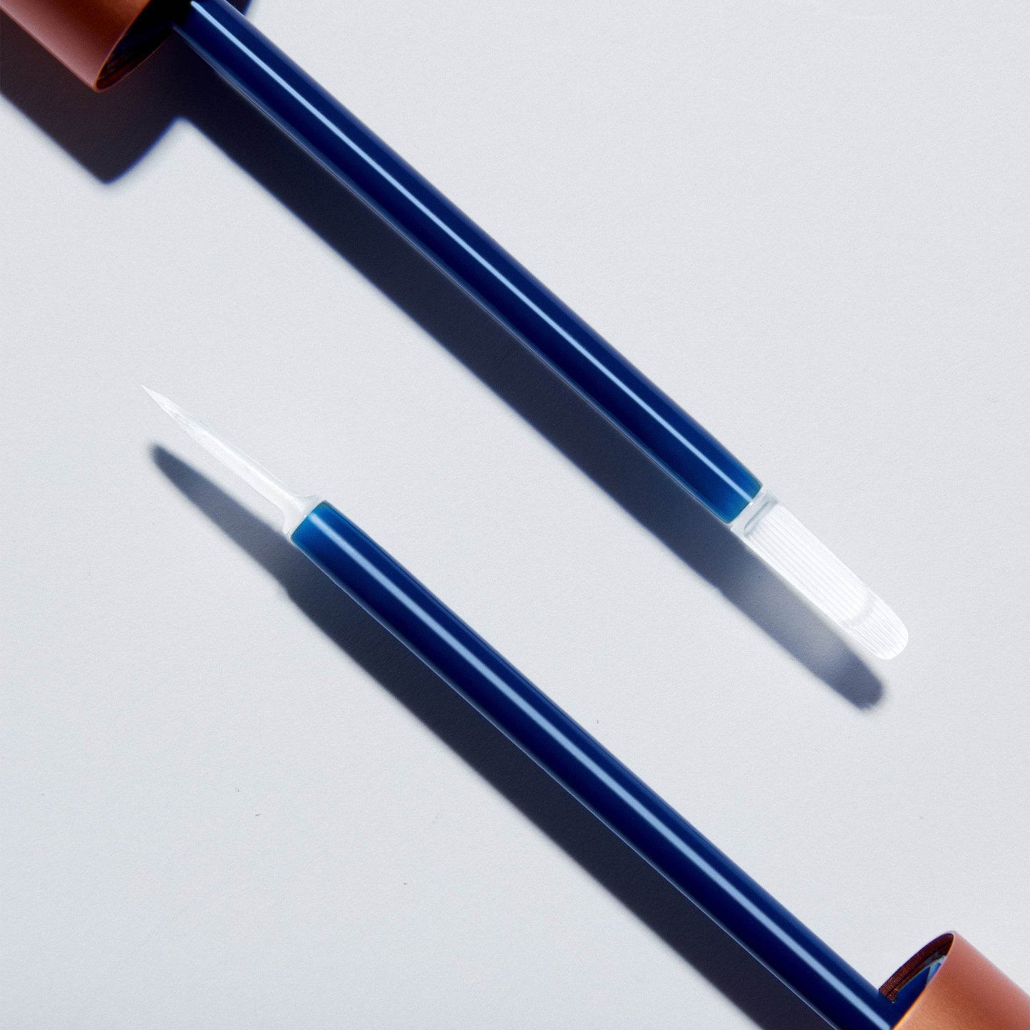 The Brow and Lash Enhancing Serum - London Beauty