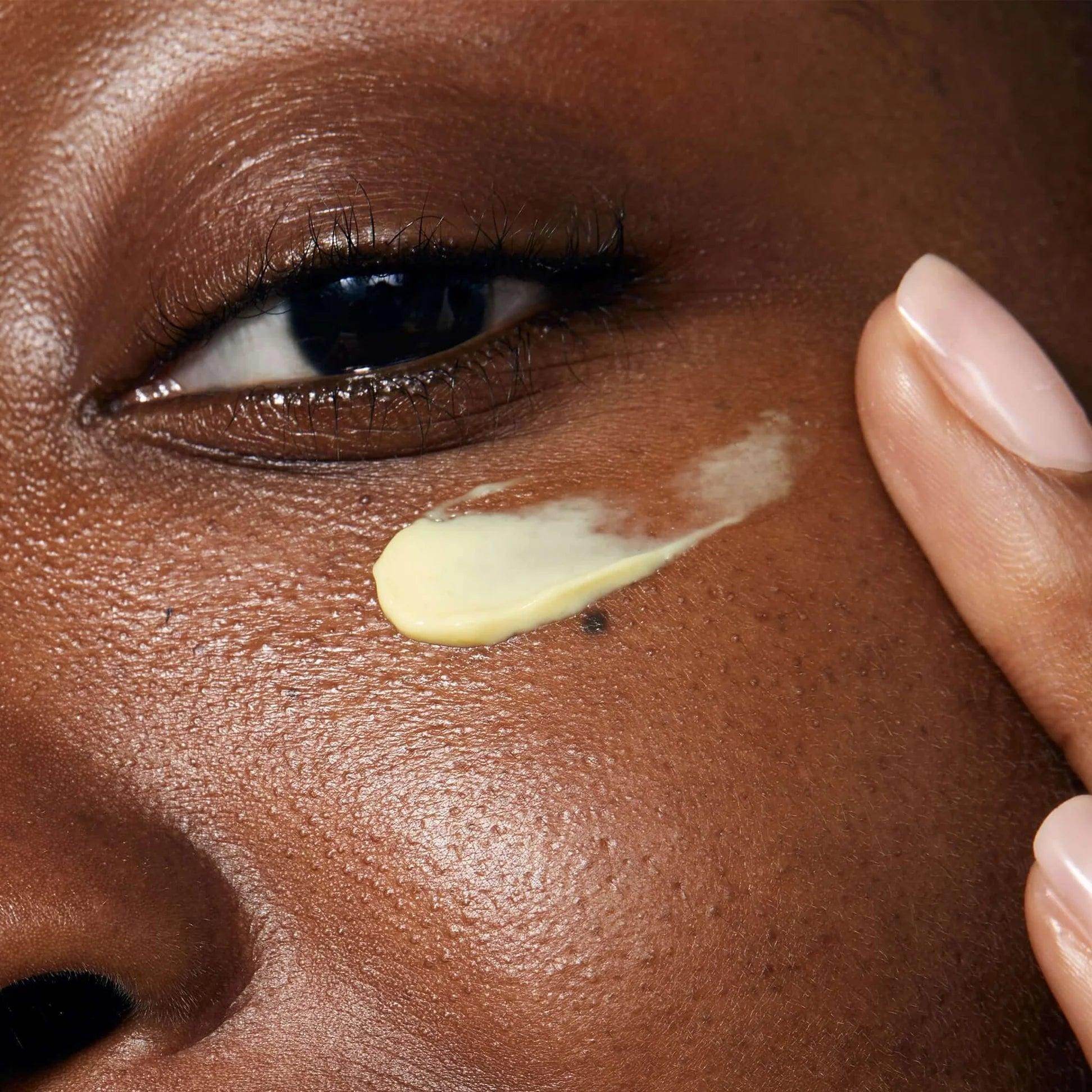 Illumineye C | Brightening Eye Cream - London Beauty