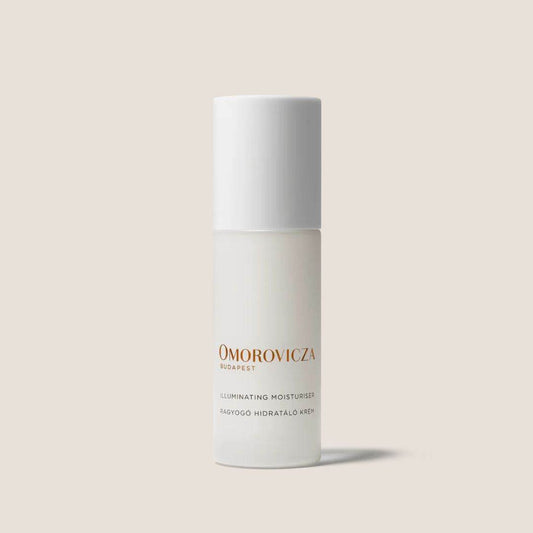Illuminating Moisturizer | Blur and Glow - London Beauty