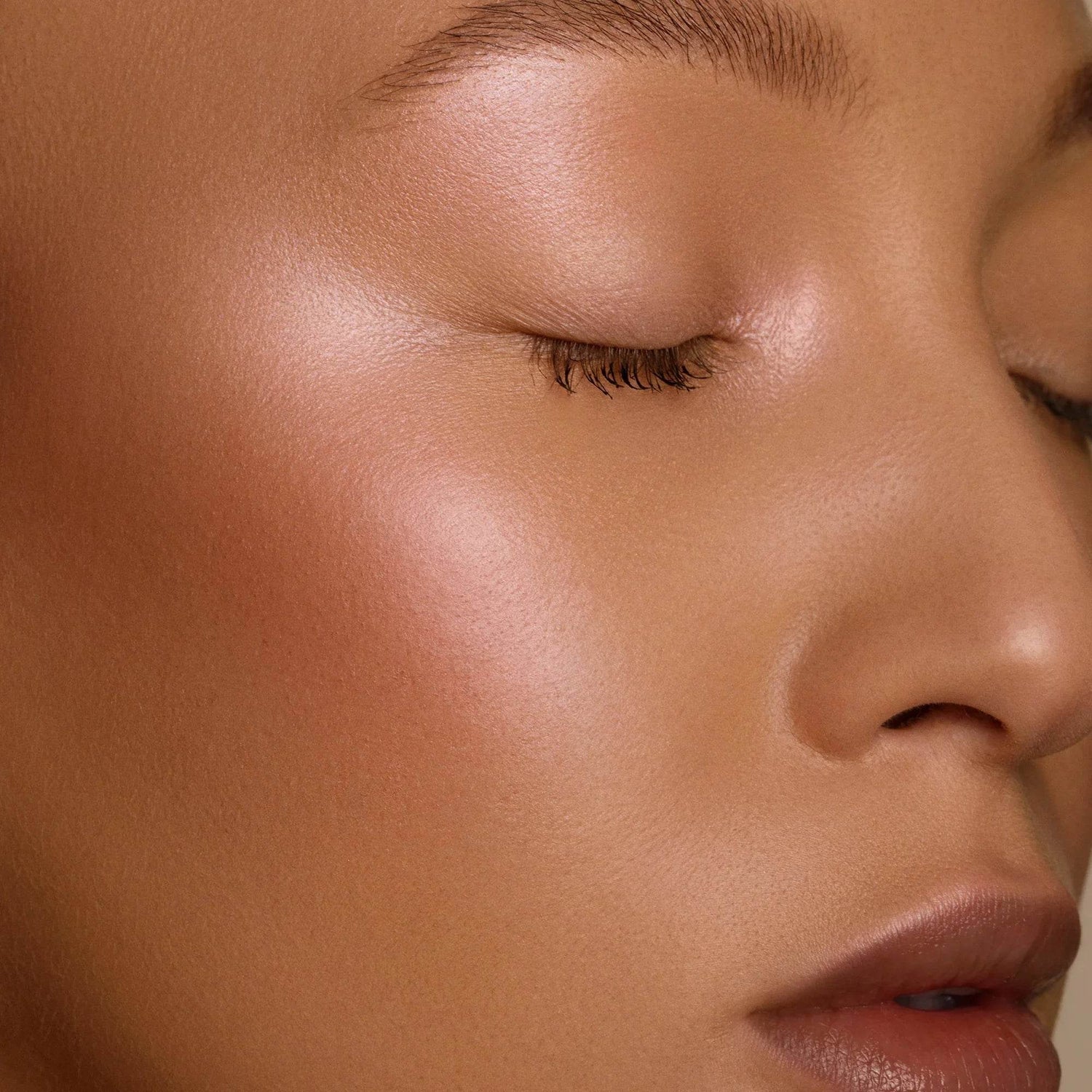 THE GLOW EDIT