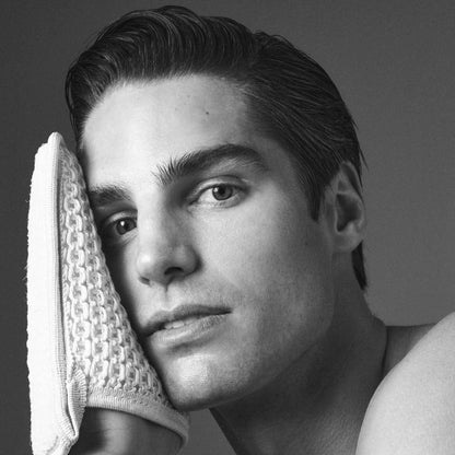 Exfoliating Face Scrub - London Beauty