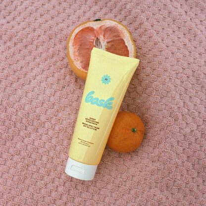 Sheer Moisturizing Sunscreen SPF 30 Lotion - London Beauty