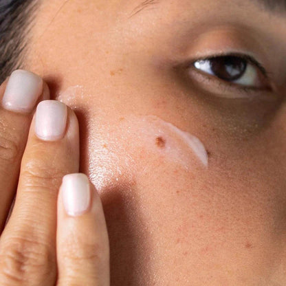 Radiance Repair | Daily Renewal Serum - London Beauty