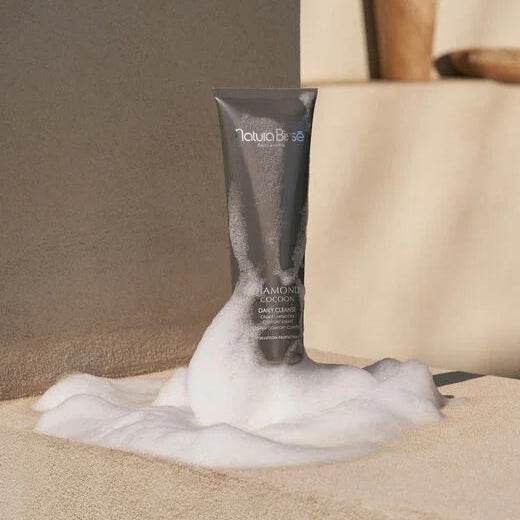 Natura Bissé Comfort Creamy Cleanser Foaming Texture for Gentle and Effective Cleansing