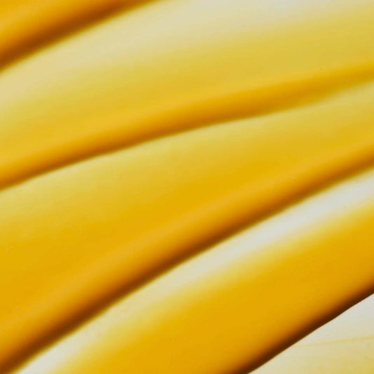 Omorovicza Retinal Serum in a vibrant yellow texture suitable for youthful skin rejuvenation