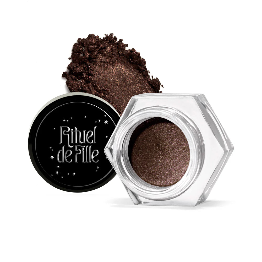 Rituel de Fille Cream Eyeshadow in Rich Dark Brown with Smooth, Blendable Texture