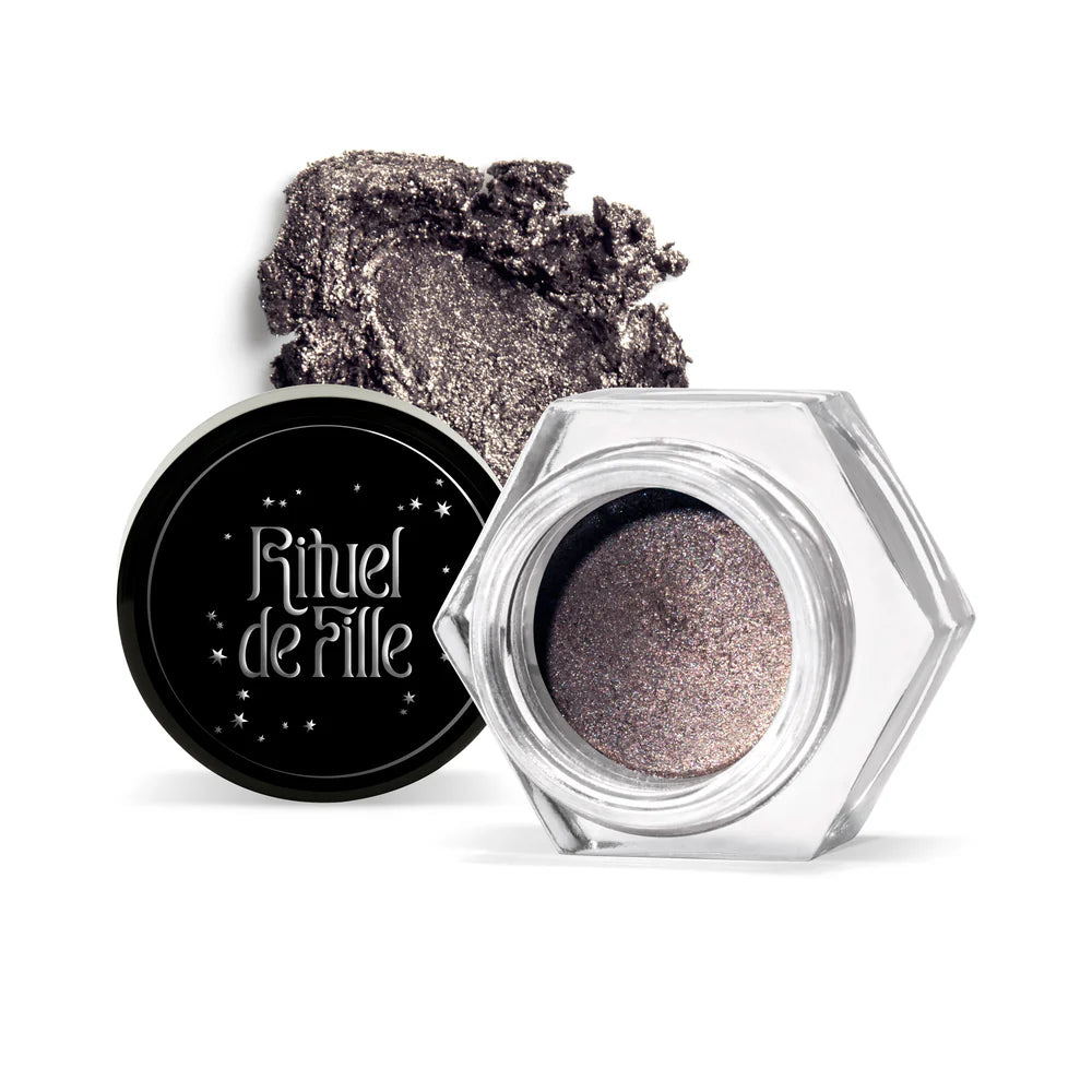 Rituel de Fille Cream Eyeshadow in Dark Shimmering Gray with Cushion Texture
